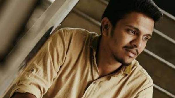 அதர்வா உடன் கூட்டணி