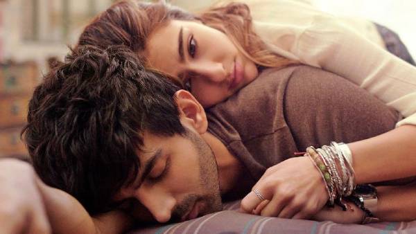 லவ் ஆஜ் கல்