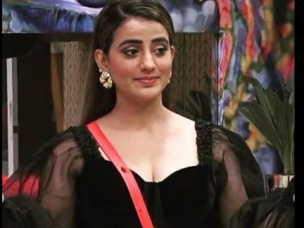 எந்த பெண்ணும் அனுபவிக்கக் கூடாது