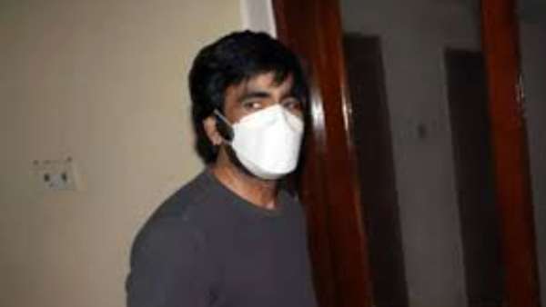 ரவி தேஜா ஆஜர்