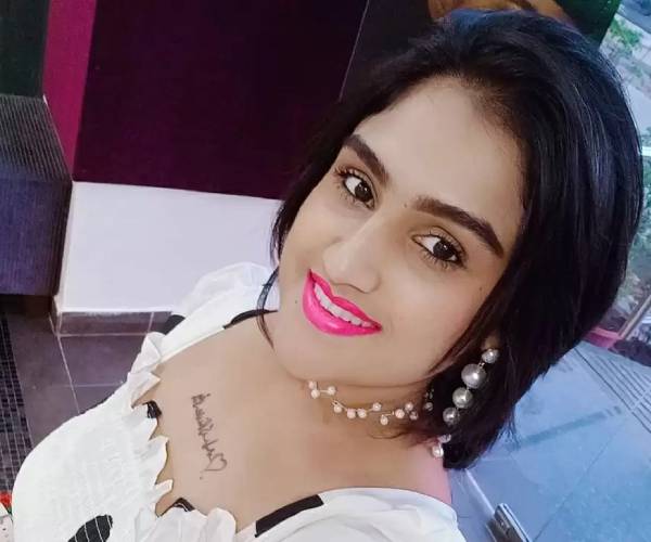 கன்னித்தீவில் களமிறங்கிய வனிதா