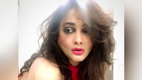 ஹீரோயினுக்கு அம்மாவாக 