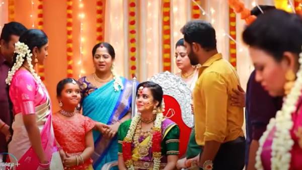 உண்மையை உடைக்கும் அஞ்சலி