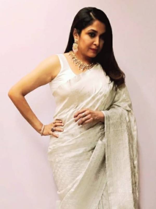 இந்தியிலும்