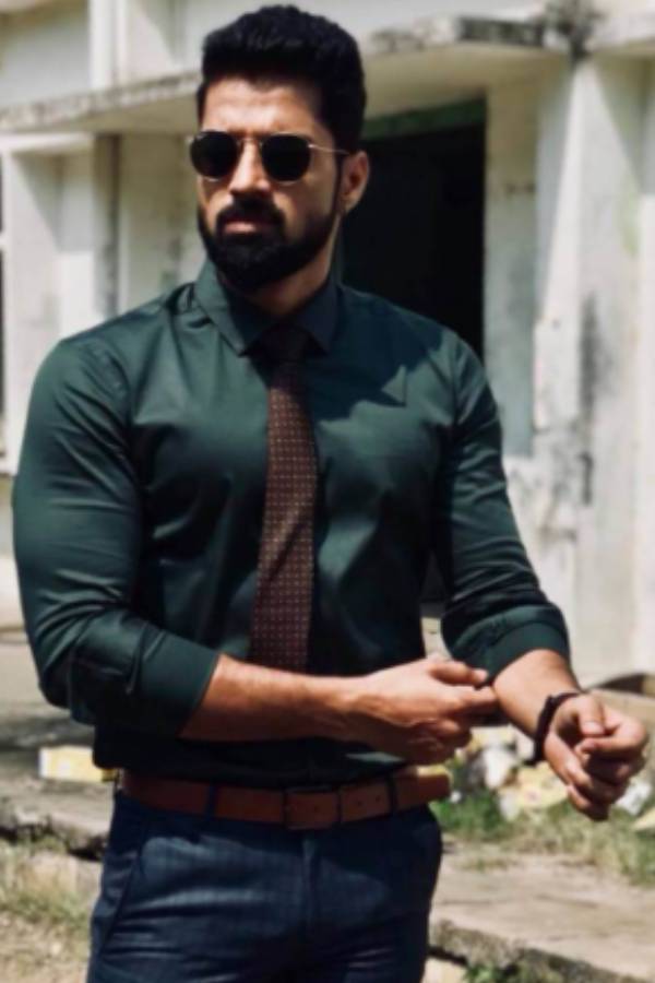 நெகடிவ் ரோல் 