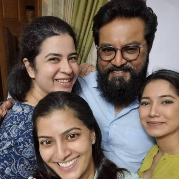 ஃபோட்டோ வெளியிட்ட பிரபலங்கள் 