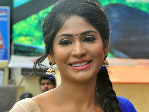 இவரும் பங்கேற்கிறாரா