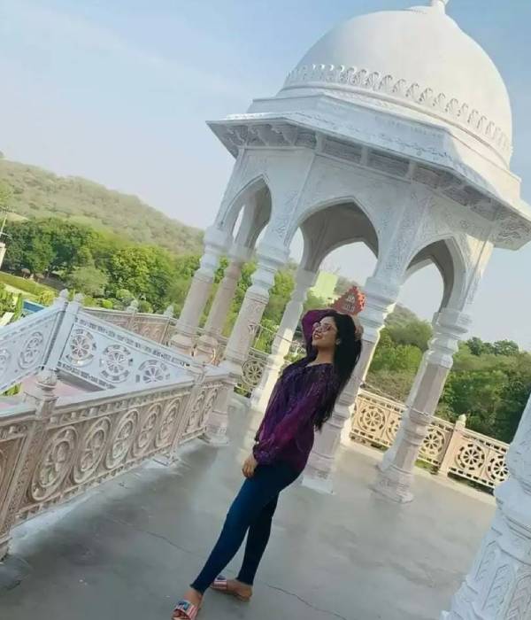 ரொமான்ஸ் சீன்