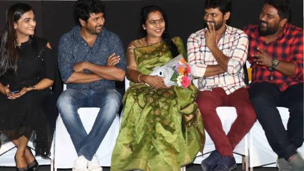 அனைகா சிறப்புத் தோற்றத்தில் அனைகா சிறப்புத் தோற்றத்தில்