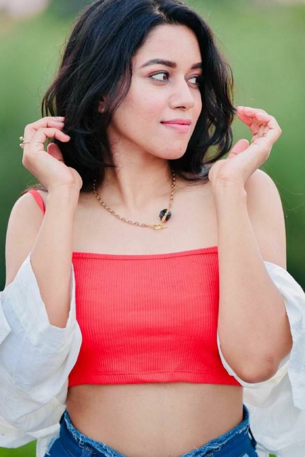 சிறப்பு தோற்றத்தில்