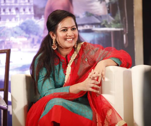 டி வி புகழ் அர்ச்சனா