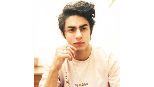 சொகுசு கப்பலில் போதை பார்ட்டி 