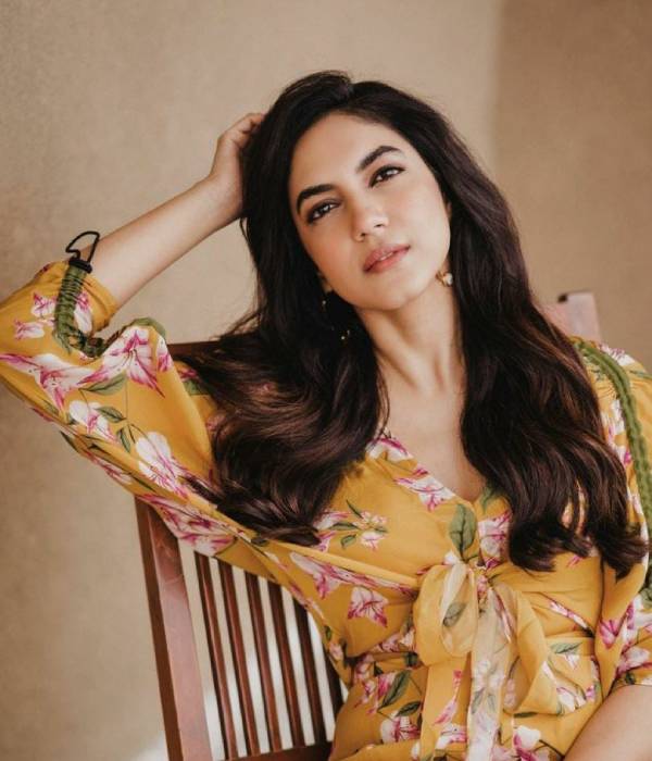 கண்ணும் கண்ணும் கொள்ளையடித்தால் கண்ணும் கண்ணும் கொள்ளையடித்தால்