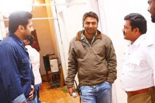 ஒவ்வொரு ரகத்தில் ஒவ்வொரு ரகத்தில்