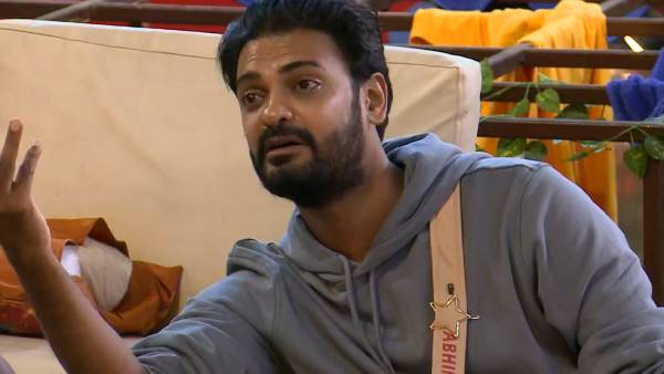 சினிமாவுக்கு அனுப்பிய மனைவி சினிமாவுக்கு அனுப்பிய மனைவி