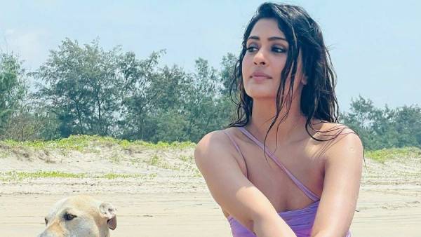 பல படங்களில் பிஸி