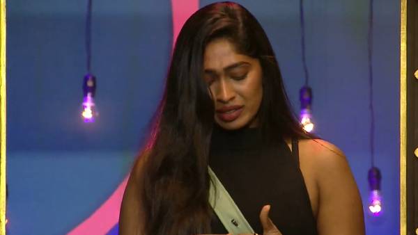 அழுதபடியே சொன்ன சுருதி