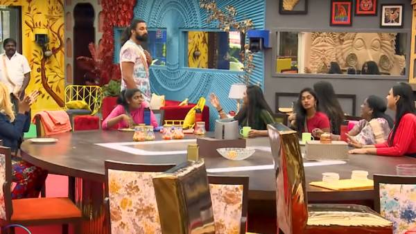 பாவனி ரெட்டி சோகக்கதை 