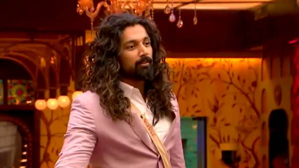 நிரூப் அக்‌ஷரா சண்டை