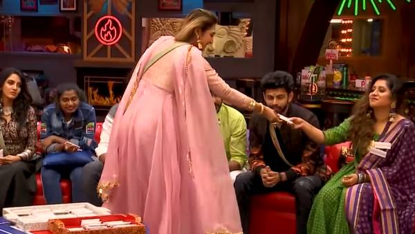 இசைக்கு தலைக்கனம்