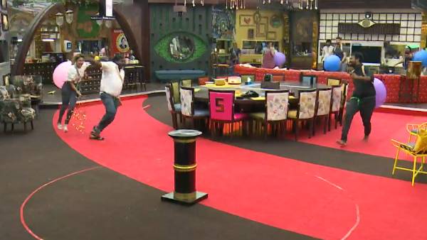 இறுதி வரை டஃப் 