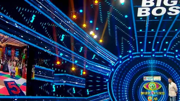 எங்கிட்டேயும் காயின் இருக்கு