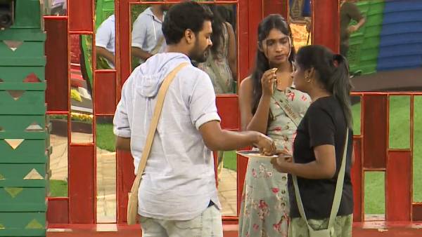 இசைவாணியை எச்சரிக்கும் சுருதி 