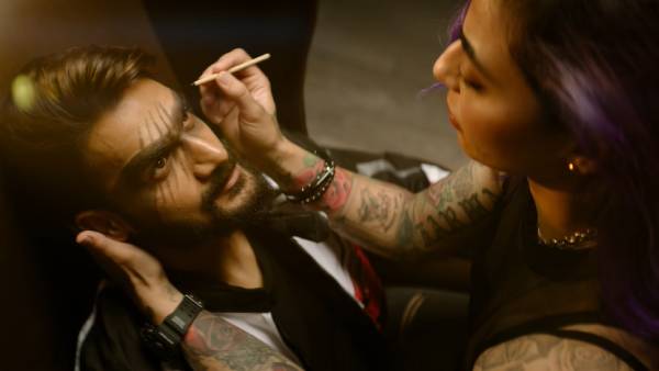 எத்தனை வில்லன்கள் 