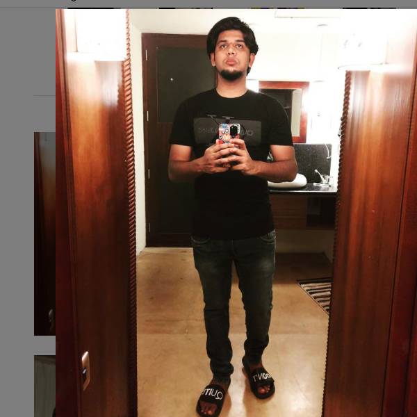 தினமும் ட்வீட் போடும் அபிஷேக்