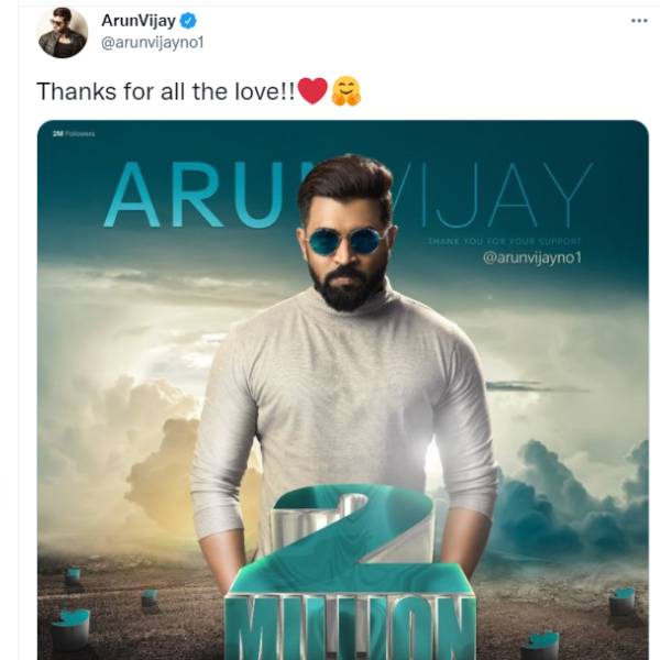 2 மில்லியன் பாலோயர்கள்