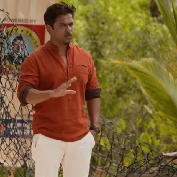 ஒருத்தரை நம்பி ஷோ இல்ல