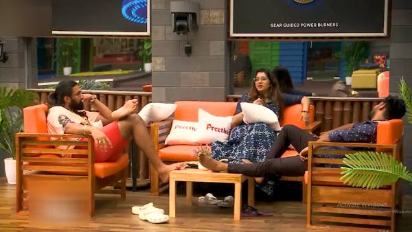 கிண்டிலத்த நெட்டிசன்ஸ்