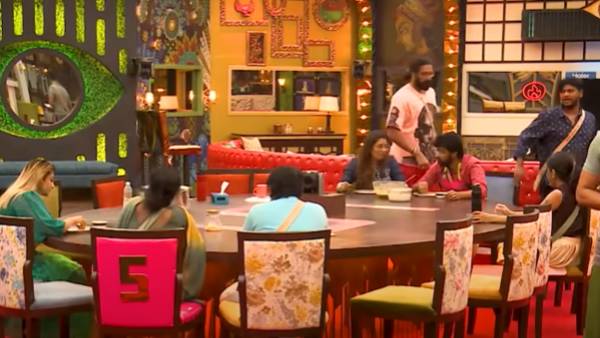 பெயருக்கு முன்னால் அடைமொழி