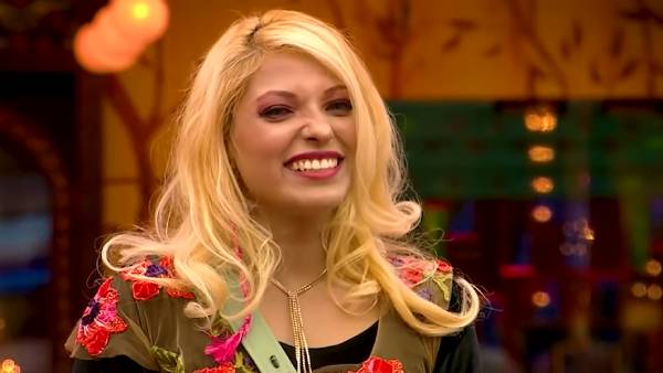 ஐக்கி பேசுகிறார்