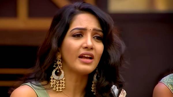  பாவனியை வெளுக்கும் கமல்