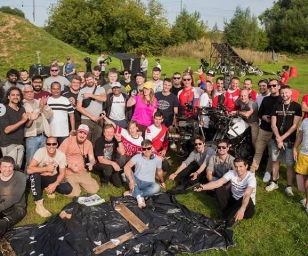 குஷியான ரசிகர்கள்