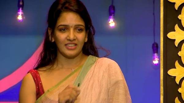 தமிழில் மூன்று படங்கள் தமிழில் மூன்று படங்கள்