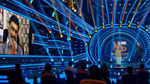 வாழ்த்திய பாக்கியராஜ் 