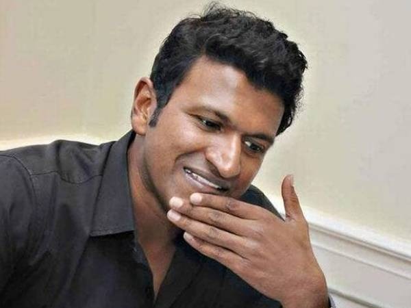 கதறும் ரசிகர்கள் கதறும் ரசிகர்கள்