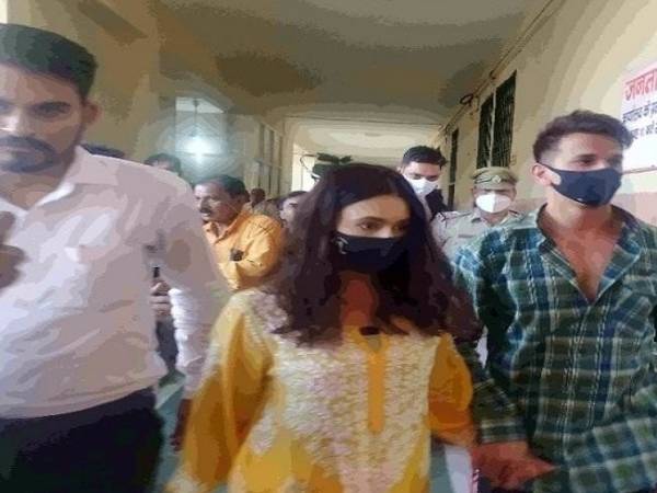 அதிரடி கைது 