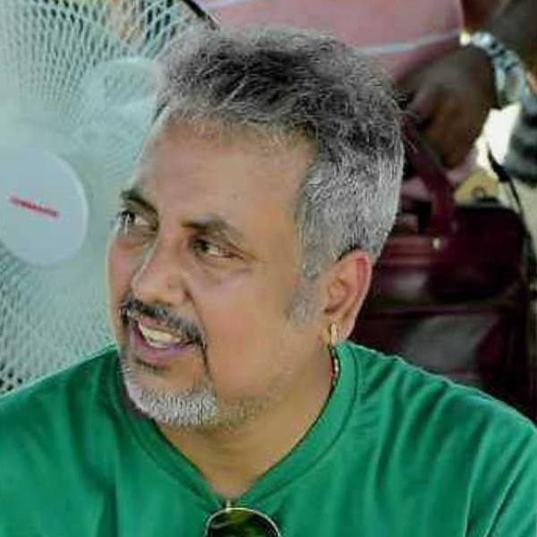 80களில் நடக்கும் கதை