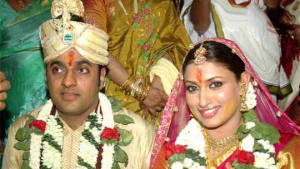 சினிமாவை விட்டு விலகினார்