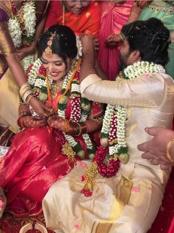 காதலித்து திருமணம்