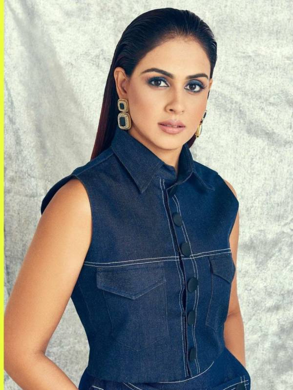  முற்றிலும் புதுமுக நடிகர்களை