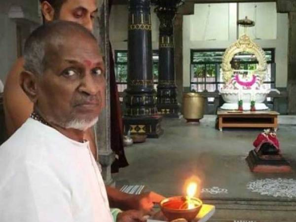 மோட்ச தீபம் ஏற்றிய இளையராஜா