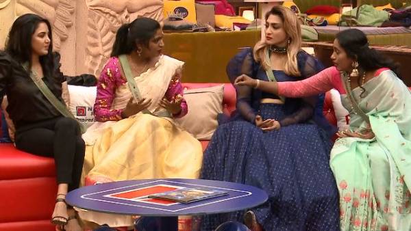 எரிச்சலாகும் நெட்டிசன்கள் 