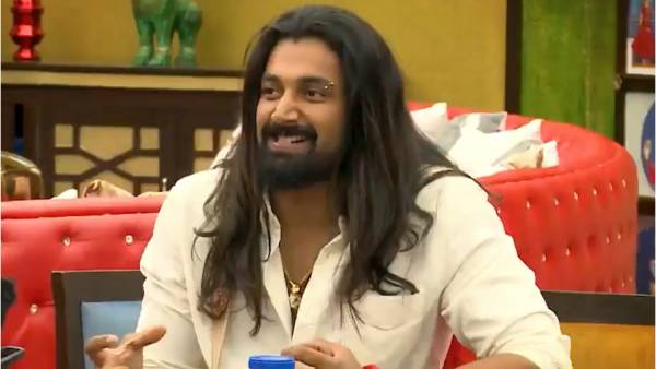 வச்சு செய்யும் நிரூப்