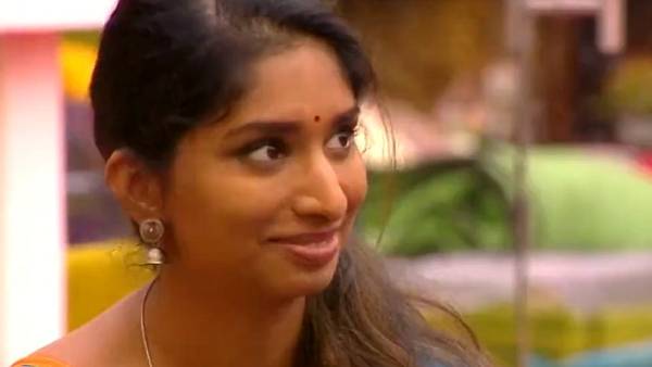 மதுமிதா வெளியேற்றம்