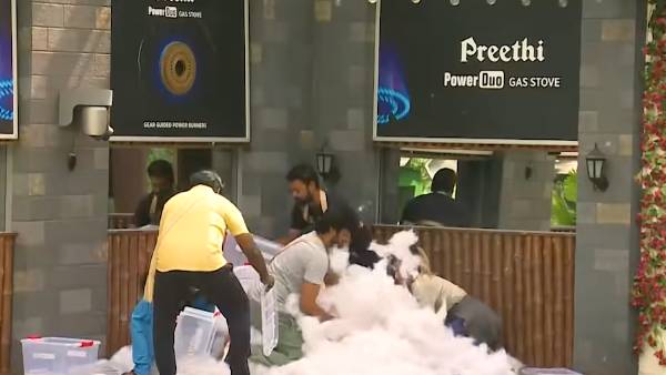 பருத்தி வீரன் டாஸ்க் 