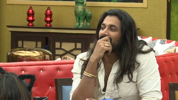 நிரூப்பிடம் சண்டை போட்ட பாவனி நிரூப்பிடம் சண்டை போட்ட பாவனி